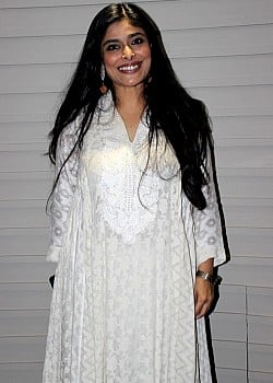 Nimra Bucha